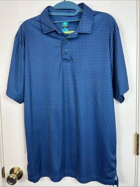 Pro Tour cool play blue and black plaid short sleeved polo shirt size medium.